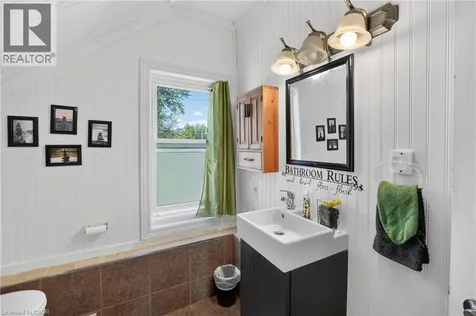 503 John Street Dunnville ON N1A 2R3