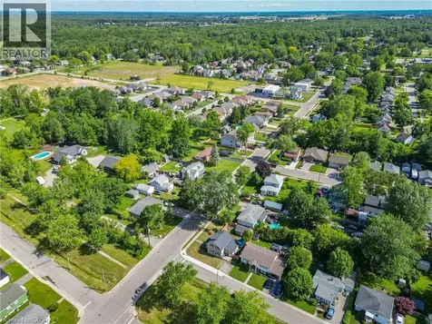 503 John Street Dunnville ON N1A 2R3