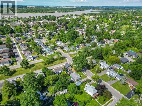 503 John Street Dunnville ON N1A 2R3