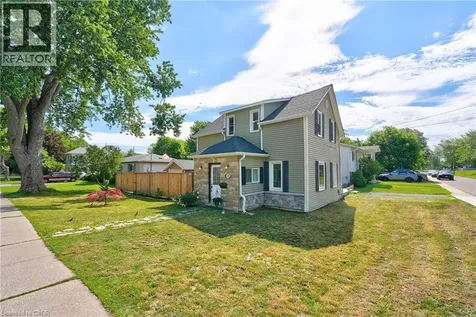 503 John Street Dunnville ON N1A 2R3