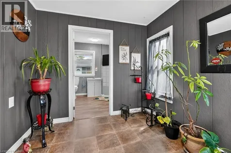 503 John Street Dunnville ON N1A 2R3