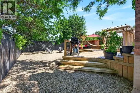 102 Birchlawn Drive Stoney Creek ON L8G 4B7