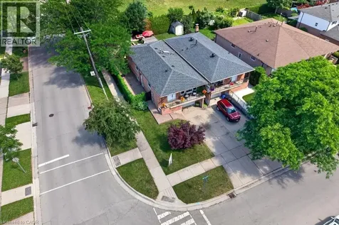 102 Birchlawn Drive Stoney Creek ON L8G 4B7
