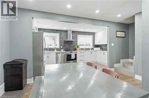 11 Harrisford Street Hamilton ON L8K 6L7