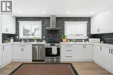 11 Harrisford Street Hamilton ON L8K 6L7
