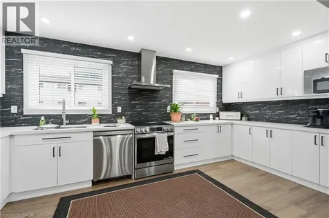 11 Harrisford Street Hamilton ON L8K 6L7
