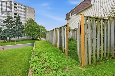 11 Harrisford Street Hamilton ON L8K 6L7