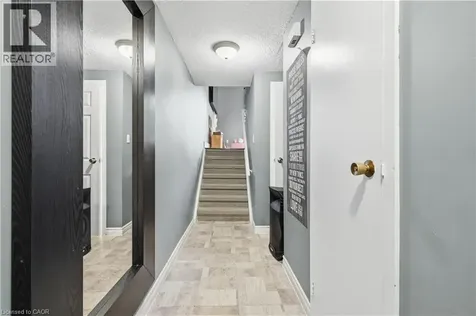 11 Harrisford Street Hamilton ON L8K 6L7