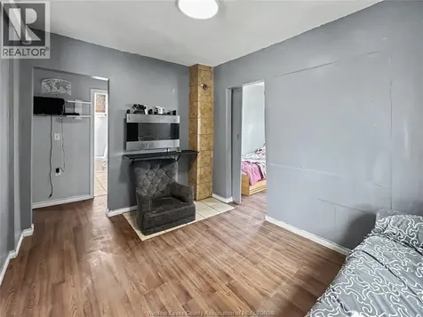800-808 Shepherd Street East Windsor ON N8X 2K9