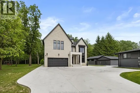 2490 Todd Lane Lasalle ON N9H 1K5