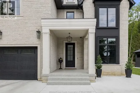 2490 Todd Lane Lasalle ON N9H 1K5