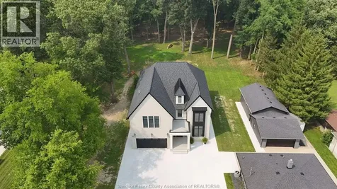 2490 Todd Lane Lasalle ON N9H 1K5