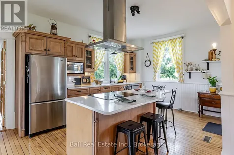 734 Tara Road Selwyn ON K0L 1T0