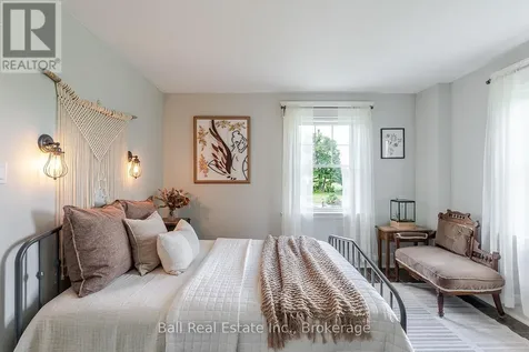 734 Tara Road Selwyn ON K0L 1T0