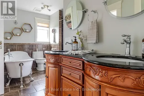 734 Tara Road Selwyn ON K0L 1T0