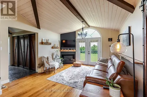 734 Tara Road Selwyn ON K0L 1T0