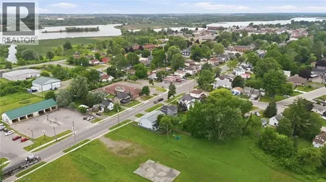 615 Broad Street East Dunnville ON N1A 1G9