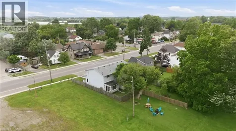 615 Broad Street East Dunnville ON N1A 1G9