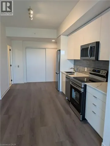 33 Erie Avenue Brantford ON N3S 2E7