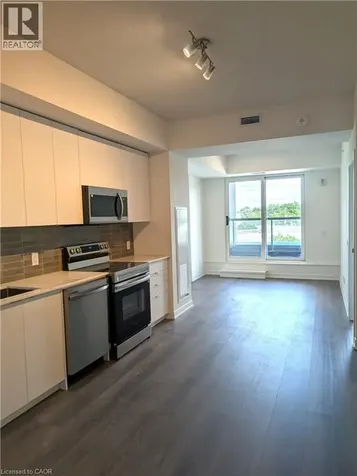 33 Erie Avenue Brantford ON N3S 2E7