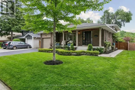 1944 Lenarthur Drive Mississauga (clarkson) ON L5J 2J2