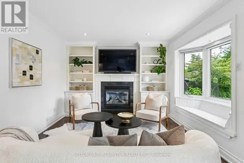 1944 Lenarthur Drive Mississauga (clarkson) ON L5J 2J2