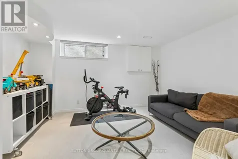1944 Lenarthur Drive Mississauga (clarkson) ON L5J 2J2