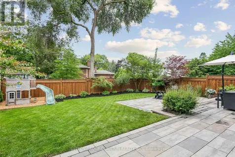 1944 Lenarthur Drive Mississauga (clarkson) ON L5J 2J2