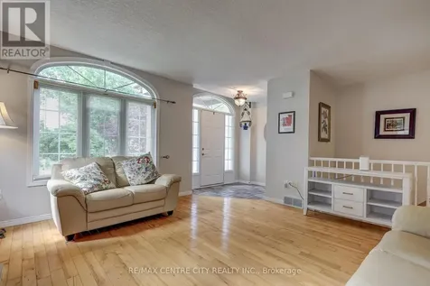 24 Schreyer Drive St. Thomas ON N5R 6E8
