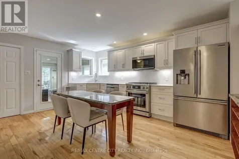 24 Schreyer Drive St. Thomas ON N5R 6E8