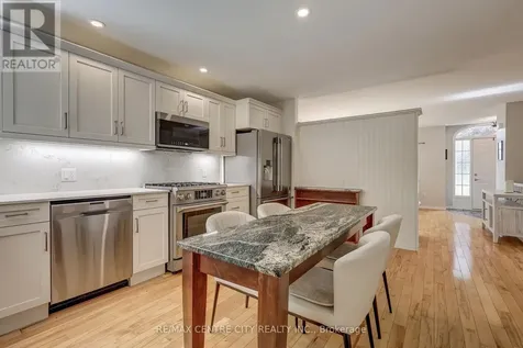24 Schreyer Drive St. Thomas ON N5R 6E8
