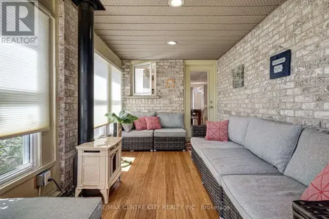 24 Schreyer Drive St. Thomas ON N5R 6E8