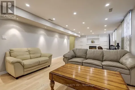 24 Schreyer Drive St. Thomas ON N5R 6E8