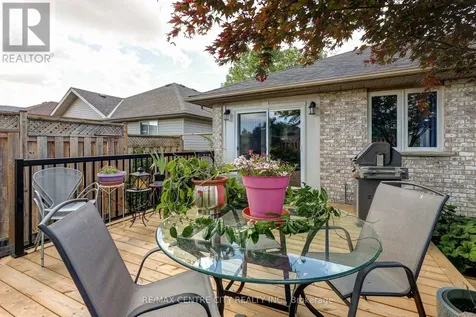 24 Schreyer Drive St. Thomas ON N5R 6E8