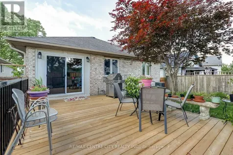 24 Schreyer Drive St. Thomas ON N5R 6E8
