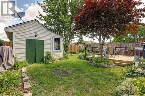 24 Schreyer Drive St. Thomas ON N5R 6E8