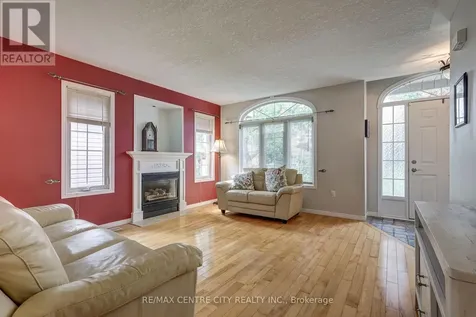 24 Schreyer Drive St. Thomas ON N5R 6E8