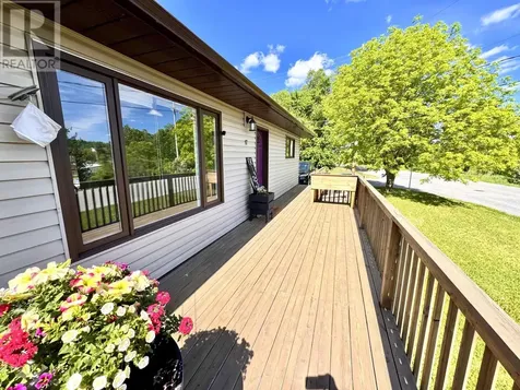 17 Kenora Road Red Lake ON P0V 2M0