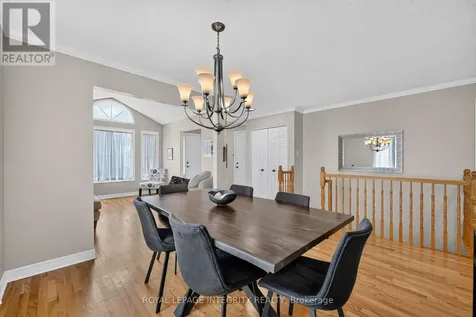 1535 Bonneville Crescent Ottawa ON K1C 7M9