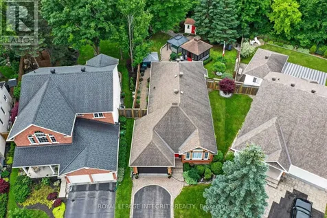 1535 Bonneville Crescent Ottawa ON K1C 7M9