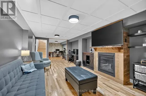 1535 Bonneville Crescent Ottawa ON K1C 7M9