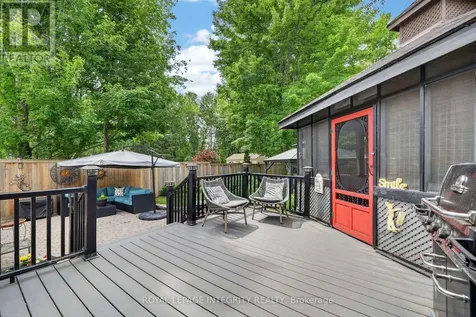1535 Bonneville Crescent Ottawa ON K1C 7M9