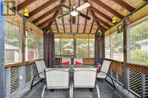 1535 Bonneville Crescent Ottawa ON K1C 7M9