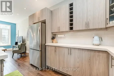 703 Reverie Private Ottawa ON K2S 1E3