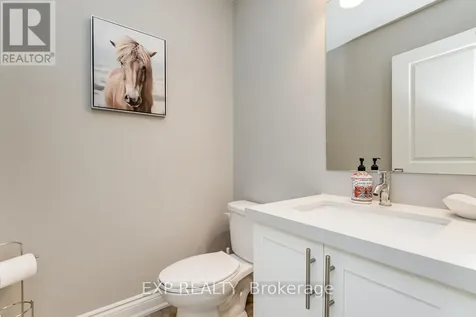 703 Reverie Private Ottawa ON K2S 1E3
