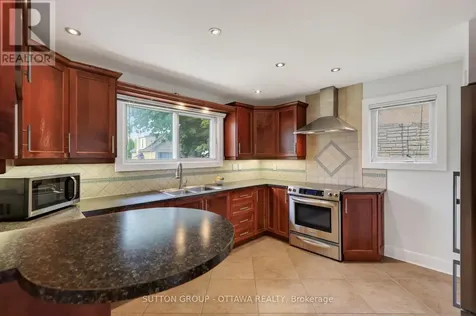 93 Ontario Street Ottawa ON K1K 1K8