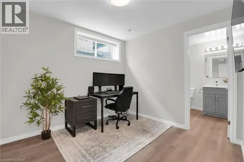31 Townsend Drive Breslau ON N0B 1M0