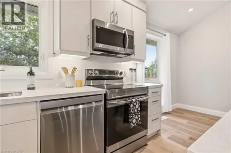 99 Byron Avenue Stoney Creek ON L8J 2T2