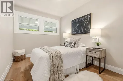 99 Byron Avenue Stoney Creek ON L8J 2T2