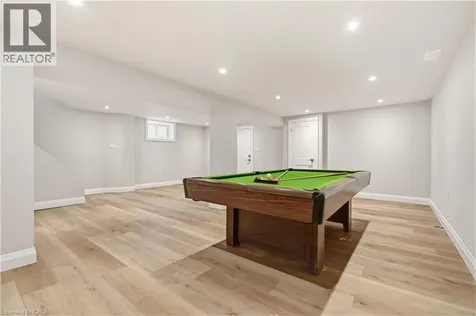 99 Byron Avenue Stoney Creek ON L8J 2T2